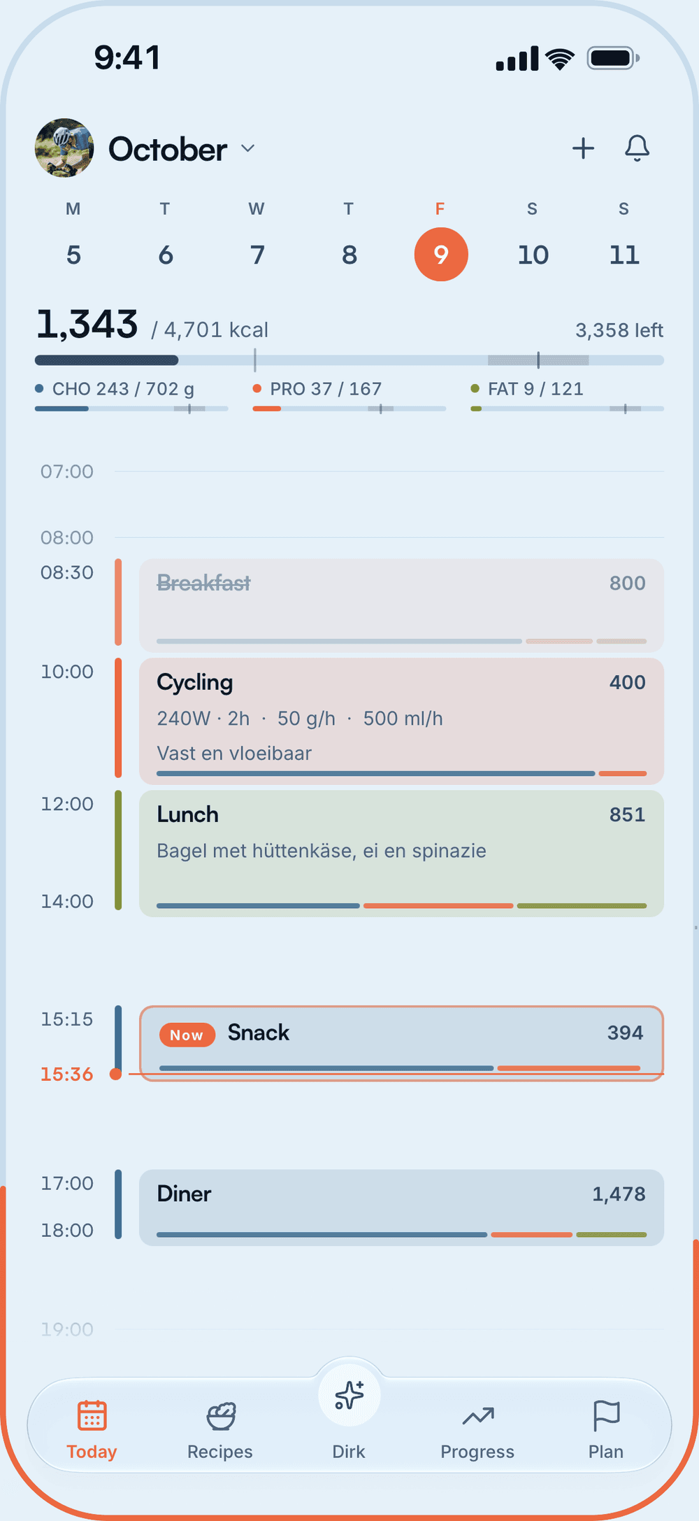 A app 2fuel numa sexta-feira: duas horas de bicicleta, o almoço já planeado e o lanche agora